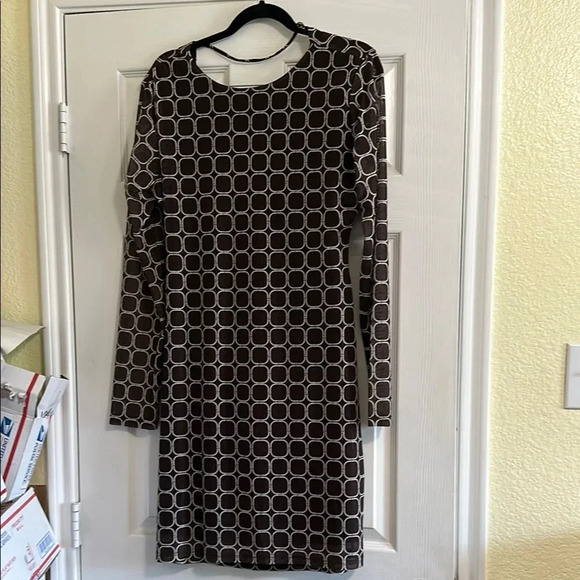 Riley Hubatka x Peppermayo Brown Long Sleeve dress w/ adjustable Back Straps 18 - Picture 1 of 4